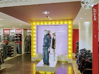 Galeria Kaufhof Cologne 2 04