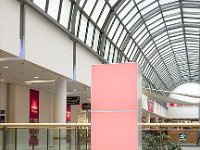 Koeln Arcaden Cubes 02 rot