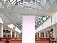 Koeln Arcaden Saeule 01 weiss