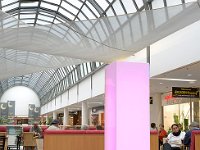 Koeln Arcaden Saeule 02 magenta